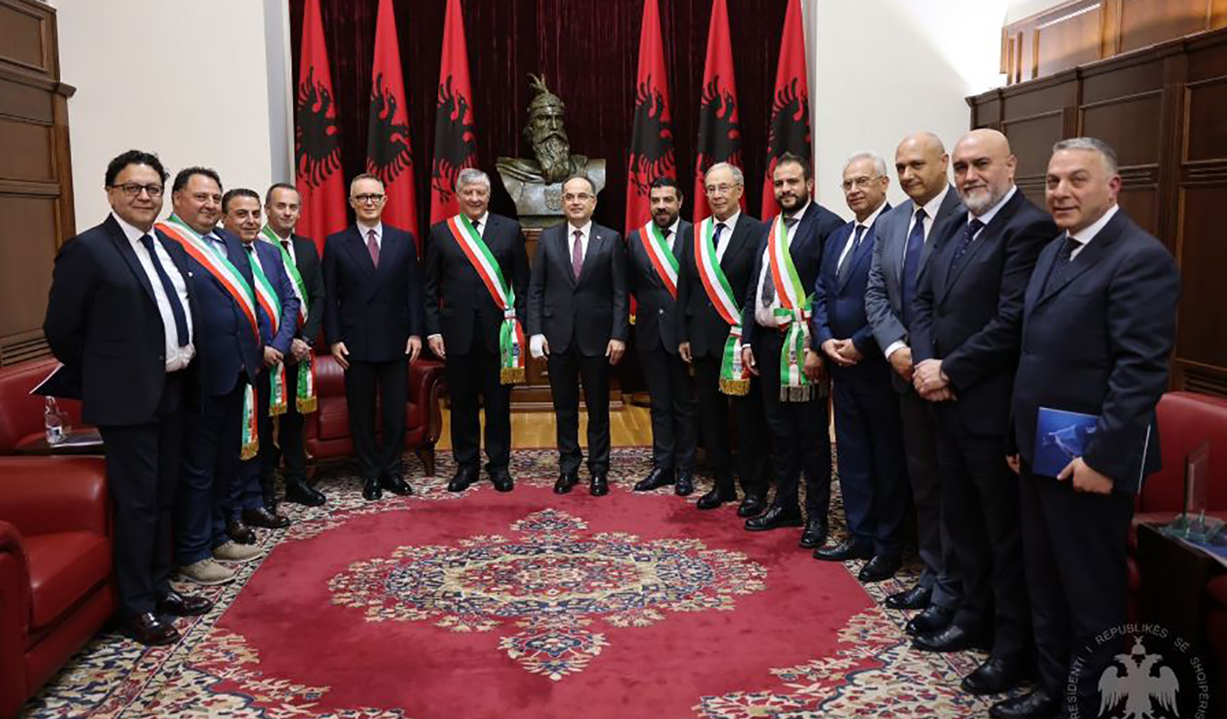 Arberia di Calabria in delegazione dal Presidente di Albania