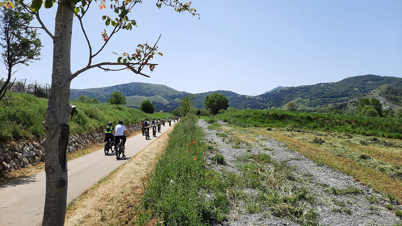 Il comparto turistico del Parco nazionale del Pollino chiede la riapertura della ciclopedonale Campotenese-Morano Calabro