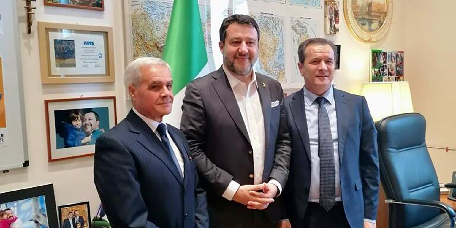 Salvini promette di reperire i fondi per la ricostruzione della Sila – Mare