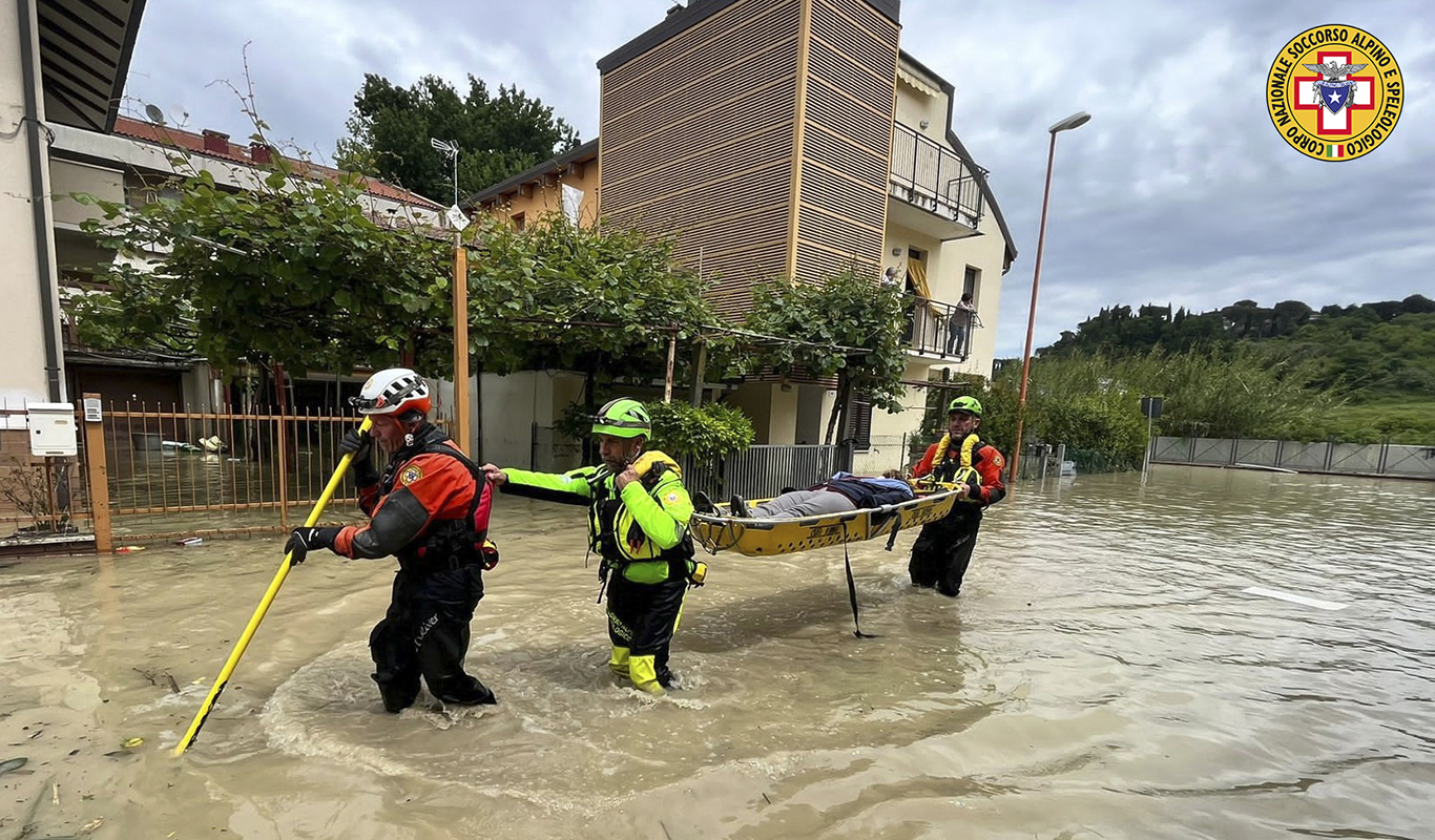 Alluvione Emilia Romagna: il Soccorso Alpino Calabria in partenza per le zone colpite dal maltempo