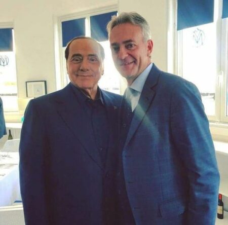 Dopo la scomparsa di Silvio Berlusconi gli azzurri cosentini rilanciano l’attività