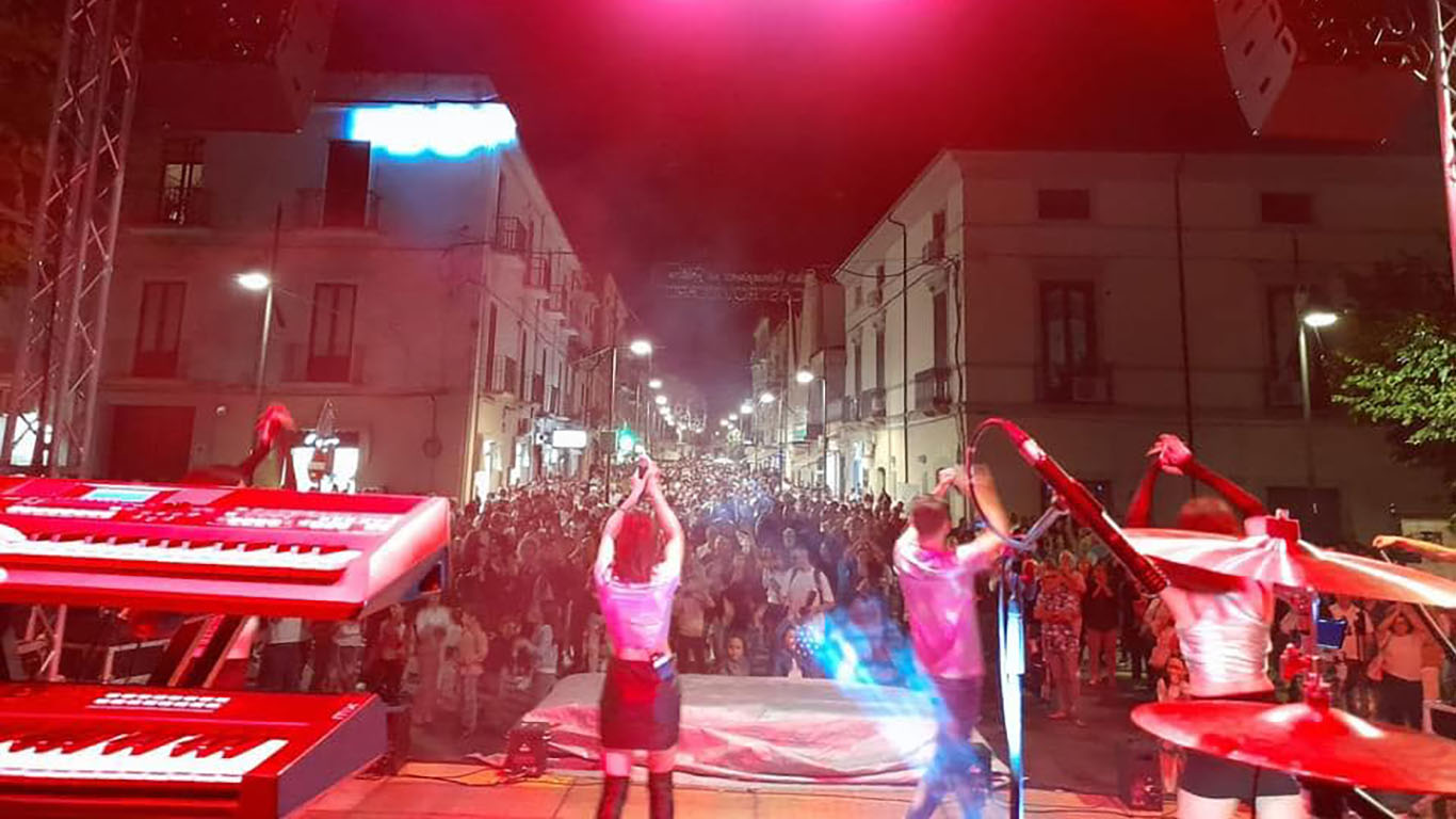 Notte in centro: un successo la prima edizione, i complimenti del sindaco Lo Polito