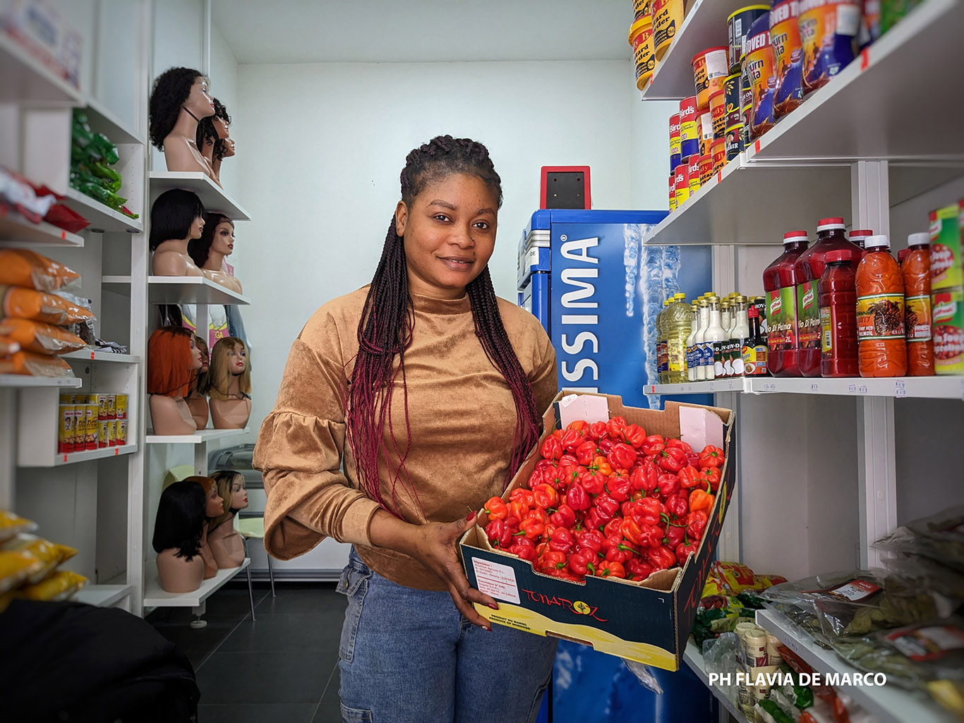 Castrovillari, nasce Gloria’s Afro Minimarket: storia di integrazione e autoimprenditorialità